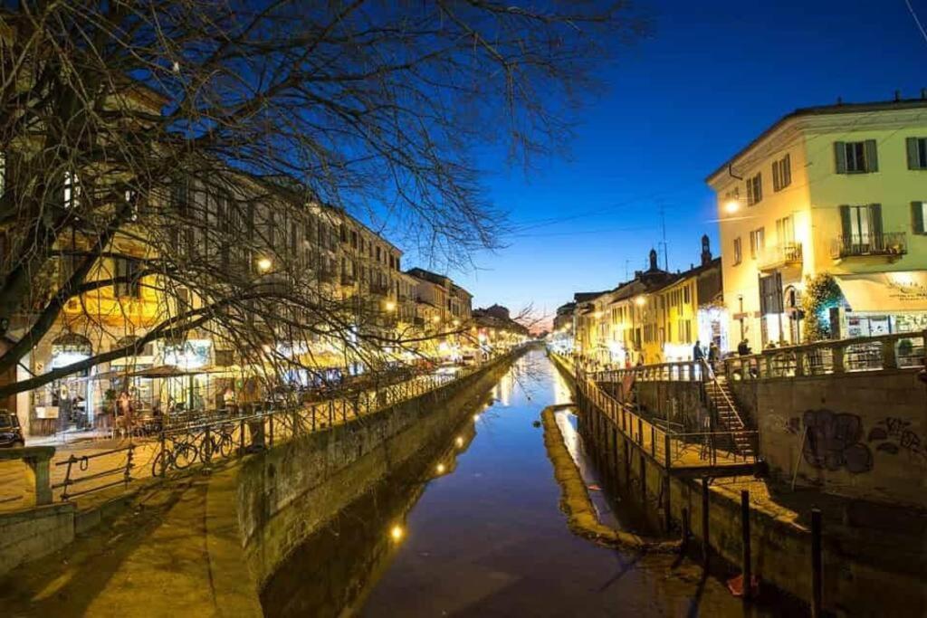 Daniela'S Spazioso Appartamento Ai Navigli Milano Exterior foto