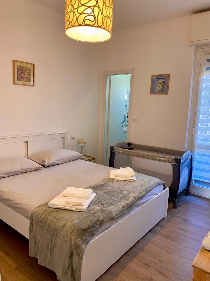 Daniela'S Spazioso Appartamento Ai Navigli Milano Exterior foto
